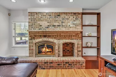 7929 Cyrus Place, Edmonds, WA 98026 - Photo 11