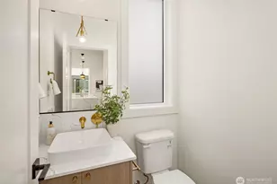 4408 1st Ave NE, Seattle, WA 98105 - Photo 13