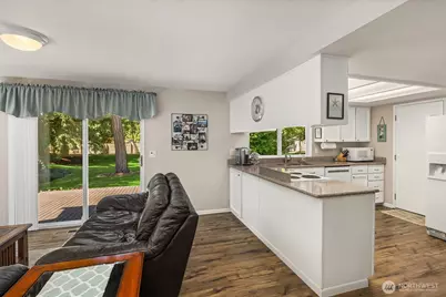 28707 181st Avenue SE, Kent, WA 98042 - Photo 13