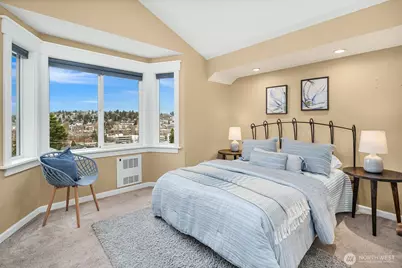 114 W Florentia Street #B, Seattle, WA 98119 - Photo 11