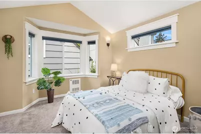 114 W Florentia Street #B, Seattle, WA 98119 - Photo 13
