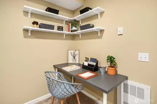 114 W Florentia St, Seattle, WA 98119 - Photo 17