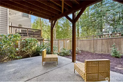 807 224th Avenue NE, Sammamish, WA 98074 - Photo 35