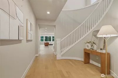 807 224th Avenue NE, Sammamish, WA 98074 - Photo 3