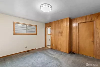 32 Furney Street, Wenatchee, WA 98801 - Photo 11