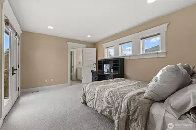 825 Kirkland Way, Kirkland, WA 98033 - Photo 19