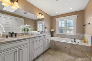 825 Kirkland Way, Kirkland, WA 98033 - Photo 17