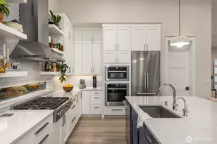 139 Duane Ln NW, Bainbridge Island, WA 98110 - Photo 9