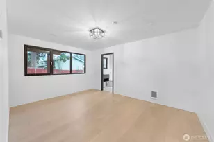 7907 240th St SW, Edmonds, WA 98026 - Photo 29