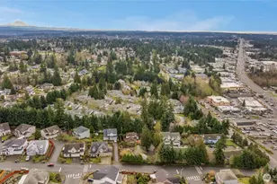 16704 Cobblestone Dr, Lynnwood, WA 98037 - Photo 37