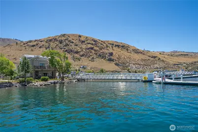 1350 W Woodin Avenue #C29, Chelan, WA 98816 - Photo 13
