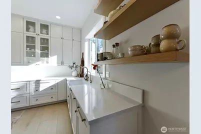 10019 SE 226th Place, Kent, WA 98031 - Photo 5