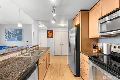 1501 Tacoma Avenue S #508, Tacoma, WA 98402 - Photo 19