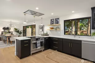 8355 Medway Ln NE, Bainbridge Island, WA 98110 - Photo 11