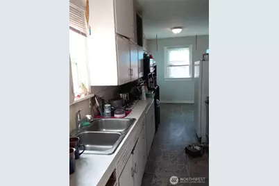 912 Okanogan Avenue, Wenatchee, WA 98801 - Photo 9