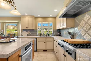 12314 34th St Ct E, Edgewood, WA 98372 - Photo 3