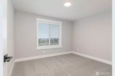 9513 38th Street E, Edgewood, WA 98371 - Photo 13