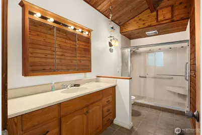 10862 Falk Road NE, Bainbridge Island, WA 98110 - Photo 23