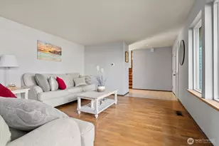 10523 NE 197th St, Bothell, WA 98011 - Photo 7