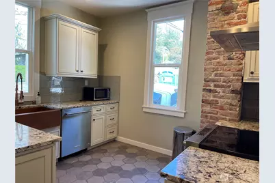 1522 Taylor Avenue N, Seattle, WA 98109 - Photo 19