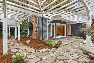 17226 SE 40th Pl, Bellevue, WA 98008 - Photo 3