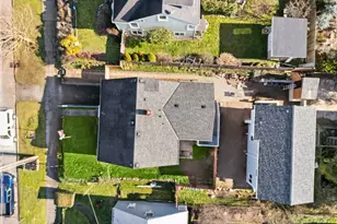 347 NW 52nd St, Seattle, WA 98107 - Photo 25