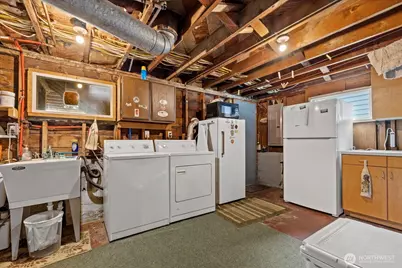 347 NW 52nd Street, Seattle, WA 98107 - Photo 23