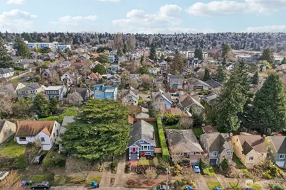 6734 18th Avenue NW, Seattle, WA 98117 - Photo 37