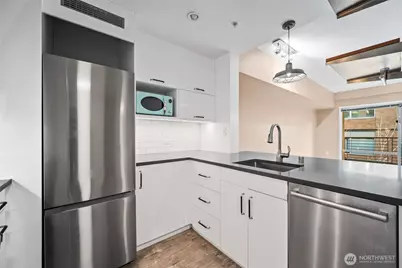 701 Columbia Street #415, Vancouver, WA 98660 - Photo 7