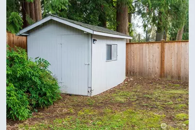 17529 Brook Boulevard, Bothell, WA 98012 - Photo 31
