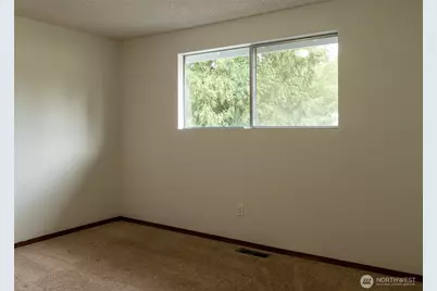 17529 Brook Boulevard, Bothell, WA 98012 - Photo 17