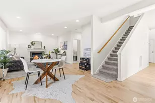 2017 NE 24th Pl, Renton, WA 98056 - Photo 17