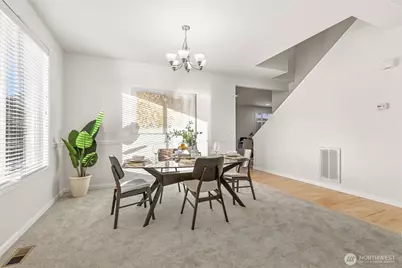 2017 NE 24th Place, Renton, WA 98056 - Photo 5