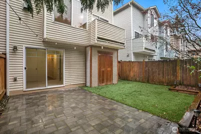 8518 Midvale Avenue NW #B, Seattle, WA 98103 - Photo 13