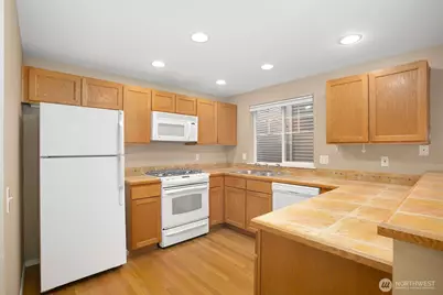 8518 Midvale Avenue NW #B, Seattle, WA 98103 - Photo 5