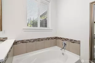 9912 138th Ave SE, Rainier, WA 98576 - Photo 17