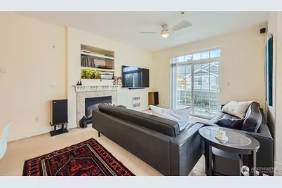 1855 Trossachs Blvd SE #705, Sammamish, WA 98075 - Photo 7