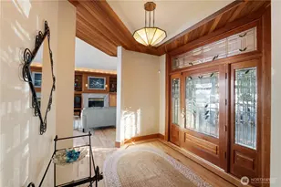 8204 East Side Dr NE, Tacoma, WA 98422 - Photo 3