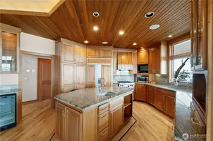 8204 East Side Dr NE, Tacoma, WA 98422 - Photo 9