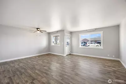 1314 Pershing Road, Moses Lake, WA 98837 - Photo 3