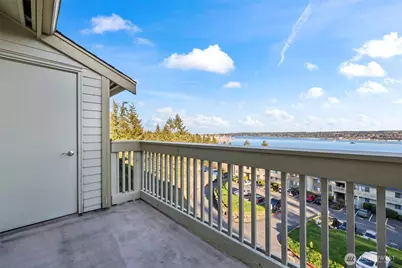 1725 W Sunn Fjord Lane #J304, Bremerton, WA 98312 - Photo 29