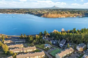 1725 W Sunn Fjord Ln, Bremerton, WA 98312 - Photo 3