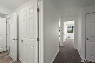 1725 W Sunn Fjord Ln, Bremerton, WA 98312 - Photo 27