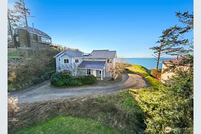 2337 West Beach Road, Oak Harbor, WA 98277 - Photo 1