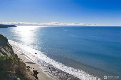 2337 West Beach Road, Oak Harbor, WA 98277 - Photo 37