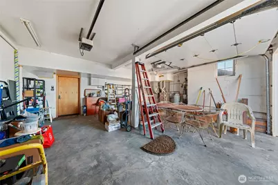 2337 West Beach Road, Oak Harbor, WA 98277 - Photo 29