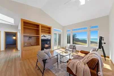 2337 West Beach Road, Oak Harbor, WA 98277 - Photo 7