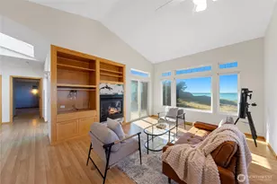 2337 W Beach Rd, Oak Harbor, WA 98277 - Photo 7