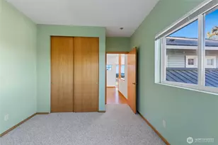 2337 W Beach Rd, Oak Harbor, WA 98277 - Photo 17