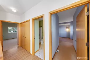 2337 W Beach Rd, Oak Harbor, WA 98277 - Photo 15